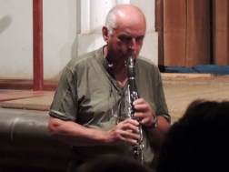 2016: Solo de clarinete no teatro do Seminário de Agudos.
